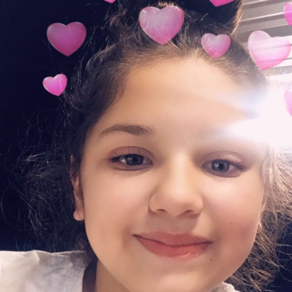 Meet your Posher, Ximena